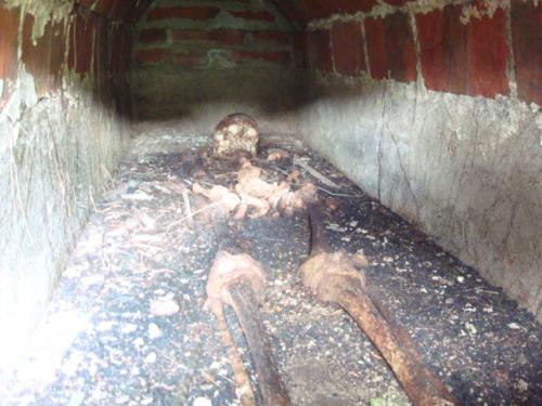 Fotografia de angel - Galeria Fotografica: tomas aereas - Foto: 	esqueleto de un espaol 							