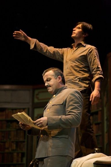 Fotografia de La General fotografos - Galeria Fotografica:  Cartas de amor a Stalin  - Foto: 