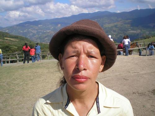 Fotografia de Radiante - Galeria Fotografica: Faces - Foto: La Cantante.