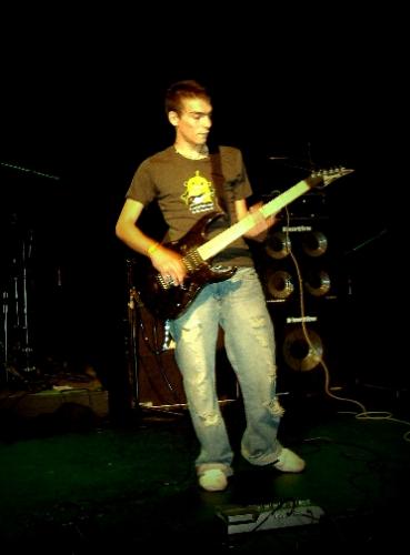 Fotografia de Artiphoto - Galeria Fotografica: casuales del diario - Foto: The Brick Doggma