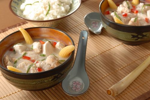 Fotografia de Ludozoom - Galeria Fotografica: Huevo volando - Foto: Pollo al coco