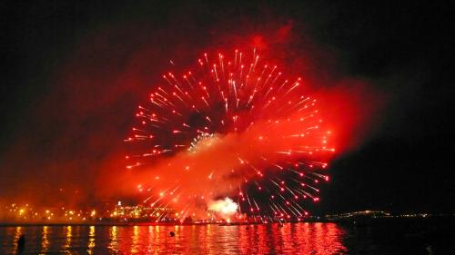 Fotografia de Ivan Navarro - Galeria Fotografica: Prensa - Foto: 