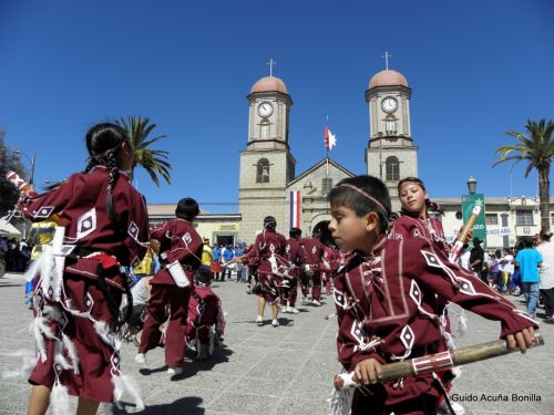 Fotografia de Guido Acua Bonilla - Galeria Fotografica: Nios de la Virgen del Rosario de Andacollo - Foto: 