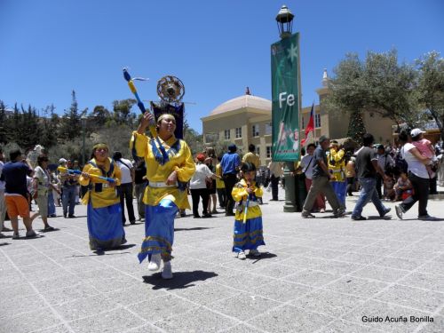 Fotografia de Guido Acua Bonilla - Galeria Fotografica: Nios de la Virgen del Rosario de Andacollo - Foto: 