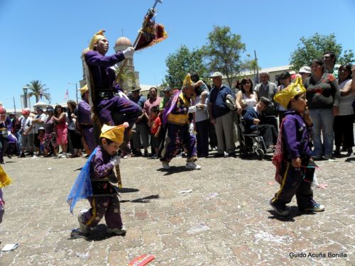 Fotografia de Guido Acua Bonilla - Galeria Fotografica: Nios de la Virgen del Rosario de Andacollo - Foto: 