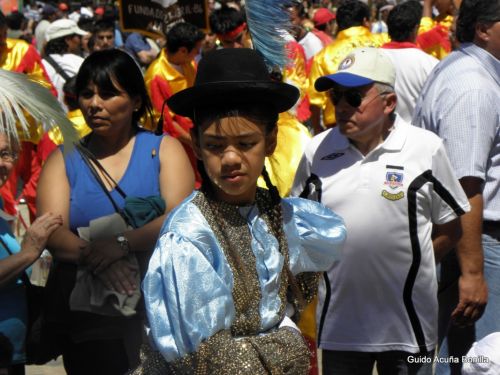 Fotografia de Guido Acua Bonilla - Galeria Fotografica: Nios de la Virgen del Rosario de Andacollo - Foto: 