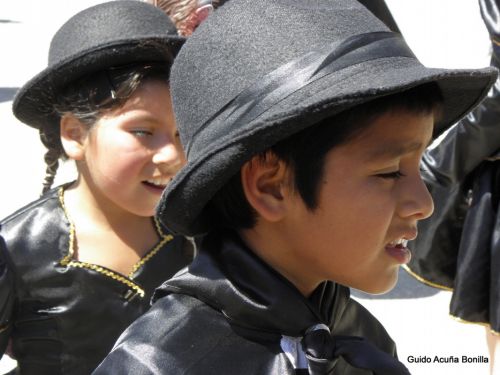 Fotografia de Guido Acua Bonilla - Galeria Fotografica: Nios de la Virgen del Rosario de Andacollo - Foto: 