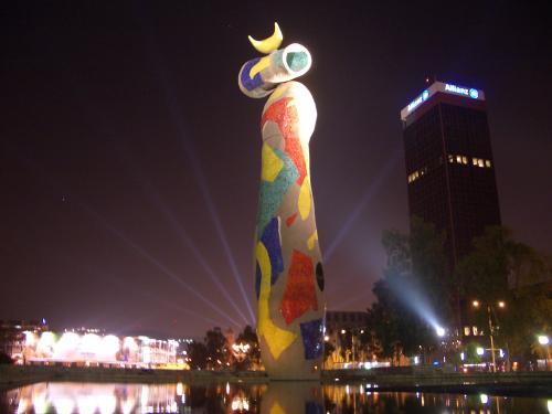 Fotos menos valoradas » Foto de Arnau Selga - Galería: Barcelona - Fotografía: Dona i ocell. Joan