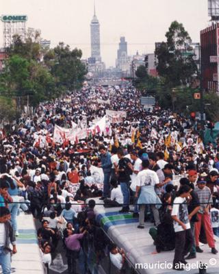 Fotos menos valoradas » Foto de yei-atl - Galería: la vida al encuentro con la imgen - Fotografía: 1 9 9 4