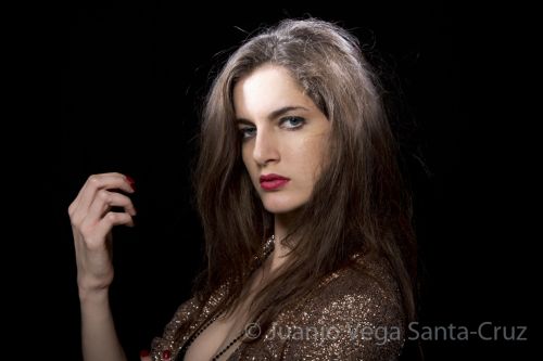 Fotografías menos votadas » Autor: CARGOLART FOTOGRAFIA - Galería: SESIN ESTUDIO CON MODELOS - Fotografía: 