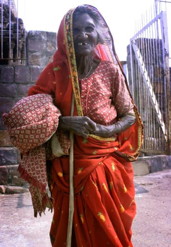 Fotos menos valoradas » Foto de JEXUX - Galería: INDIA - Fotografía: OLD WOMAN