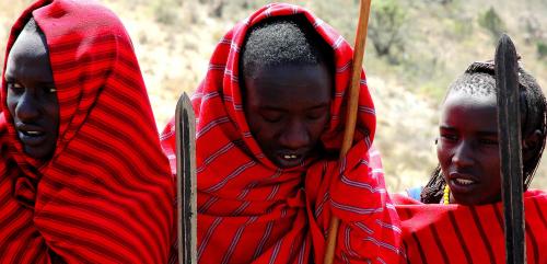 Fotografías mas votadas » Autor: Joan Teixido - Galería: Massais - Fotografía: guerreros jovenes