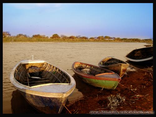 Fotos mas valoradas &raquo; Foto de Ivan Pawluk - Galer&iacute;a: RIOS (PARAN�) - Fotograf&iacute;a: esperando reparo