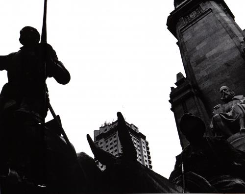 Fotos menos valoradas » Foto de Jos Grande - Galería: Lineas madrileas - Fotografía: Sancho Panza y su 