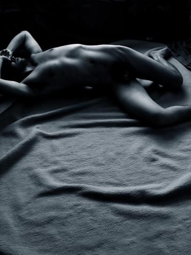 Fotografías mas votadas » Autor: Simple Mortal - Galería: eros - Fotografía: abismos