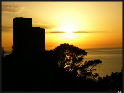Fotografías mas votadas » Autor: B.G. - Galería: Torre de Ses Animes - Fotografía: 