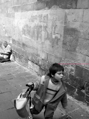 Fotos mas valoradas » Foto de Jordi Corominas i Julin - Galería: espacios y color - Fotografía: huida