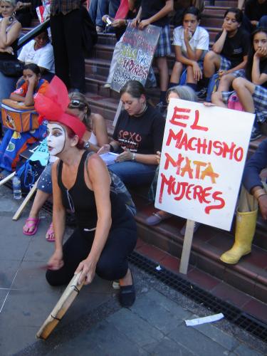 Fotos menos valoradas » Foto de Esteban - Galería: Mujeres de Negro - Fotografía: reacciona!
