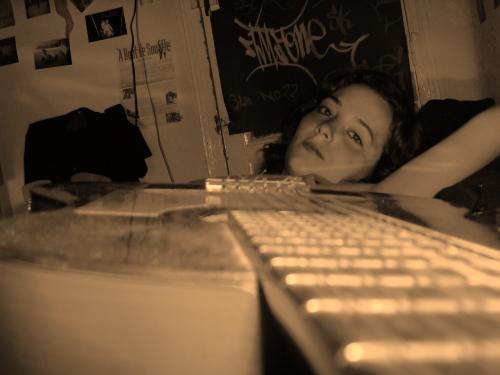 Fotos menos valoradas » Foto de Sirebria - Galería: GUITARRA - Fotografía: EN UN MISMO PLANO: