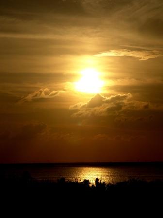 Fotos mas valoradas » Foto de Jos Ma. Alva Lefaure - Galería: Amaneceres y Atardeceres en Cancn - Fotografía: 